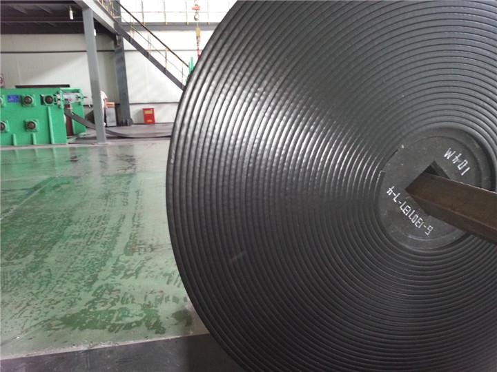 運煤輸送帶(圖4) 運煤輸送帶(圖4)