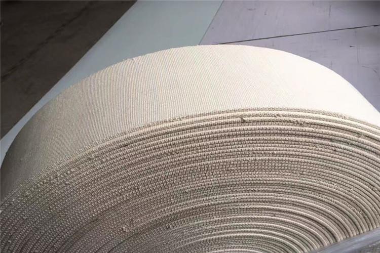 帆布分層輸送帶產(chǎn)品特點及使用注意事項(圖2) 帆布分層輸送帶產(chǎn)品特點及使用注意事項(圖2)