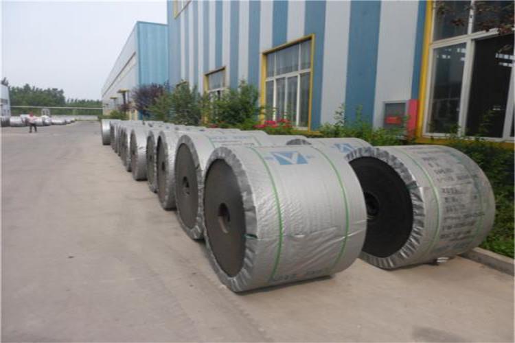 PVC阻燃輸送帶的安裝當確保正確性(圖2) PVC阻燃輸送帶的安裝當確保正確性(圖2)